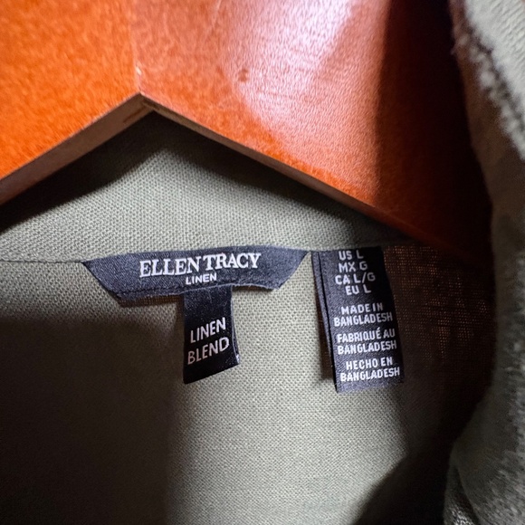 Never worn, Ellen Tracy Khaki green linen jacket - Picture 3 of 3